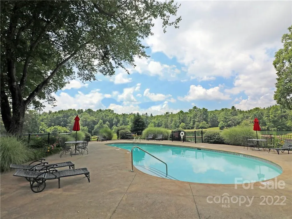 SH11 Springhouse Trail Brevard, NC 28712