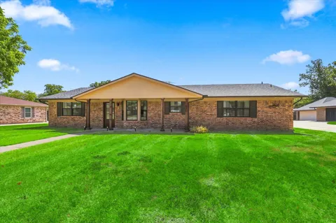 208 Diane Drive