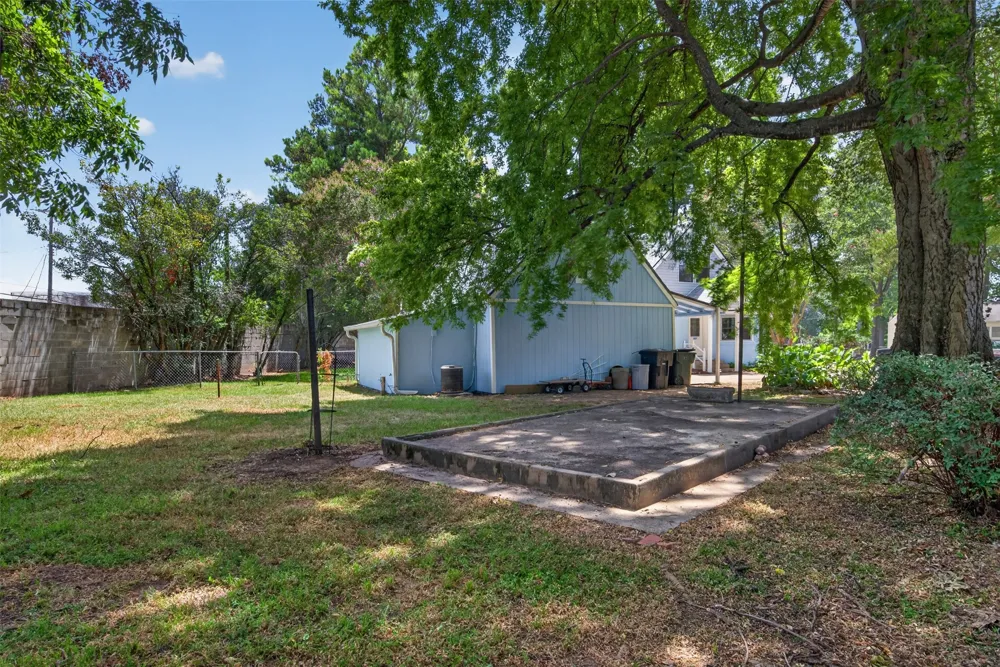 551 Broadmoor Boulevard Shreveport, LA 71105
