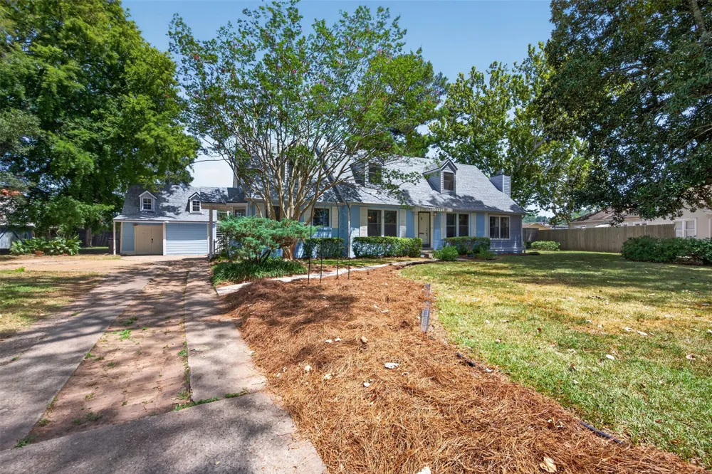 551 Broadmoor Boulevard Shreveport, LA 71105