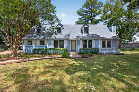 551 Broadmoor Boulevard