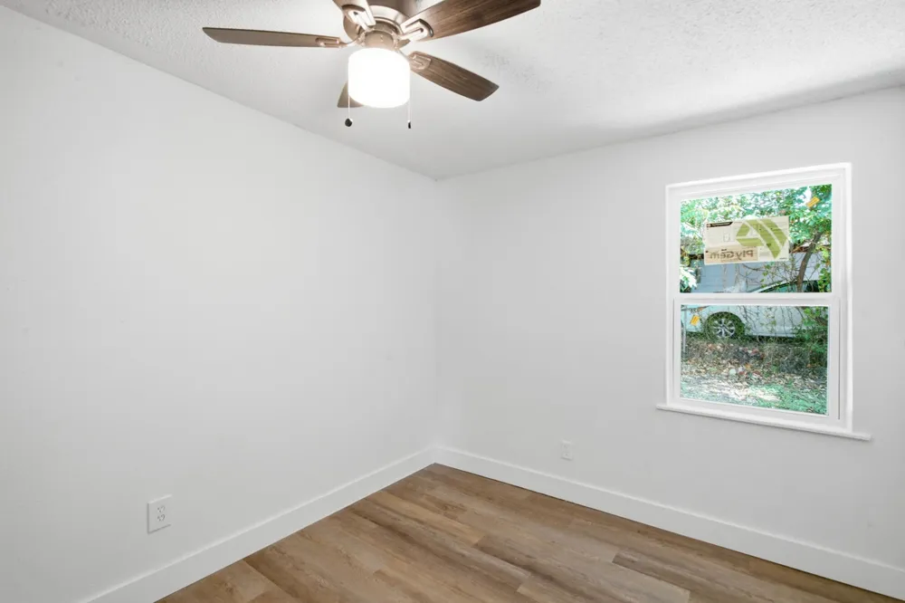 905 Rusk Street Weatherford, TX 76086