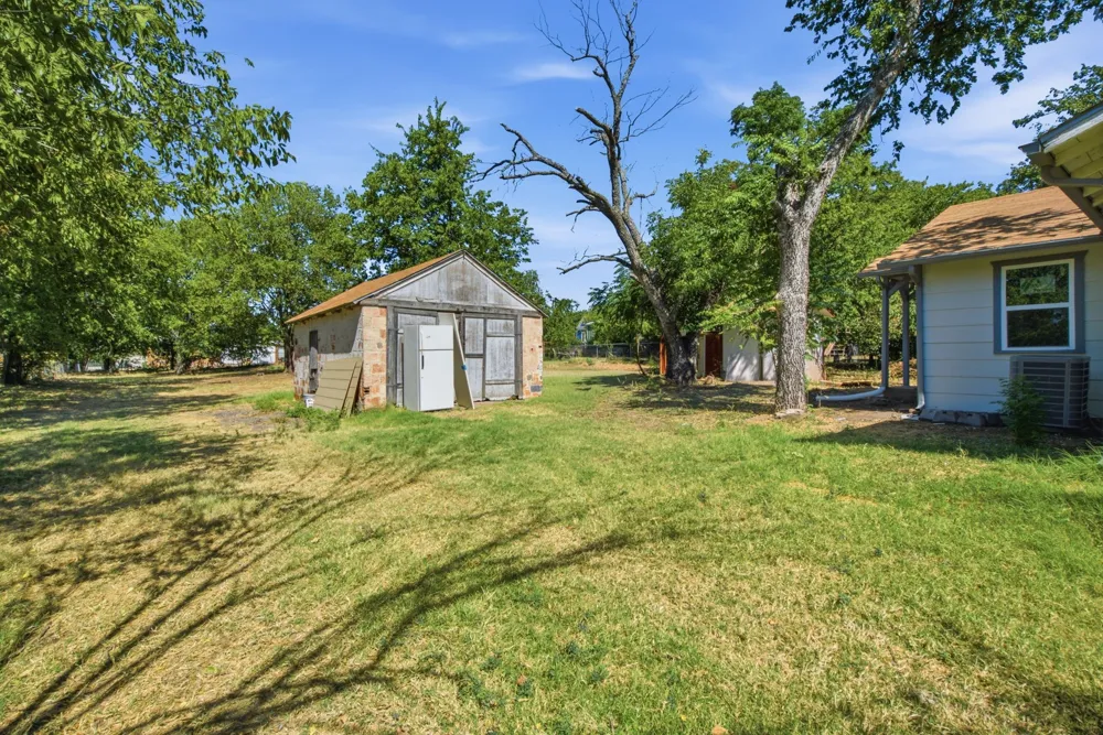 905 Rusk Street Weatherford, TX 76086