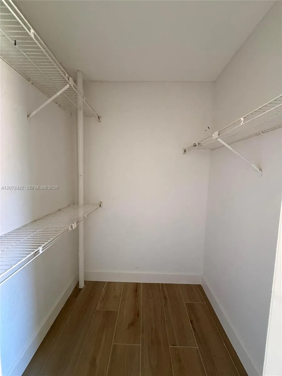 3450 Pinewalk Dr N #421 Margate, FL 33063