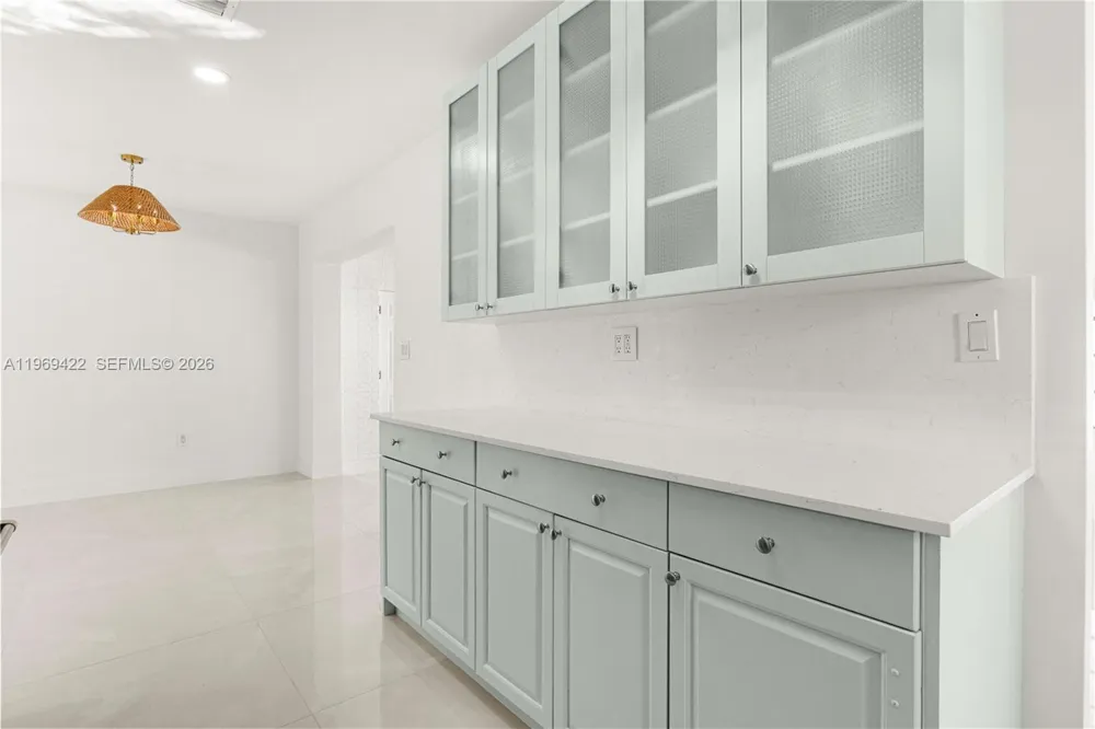 9241 Marine Dr Cutler Bay, FL 33189