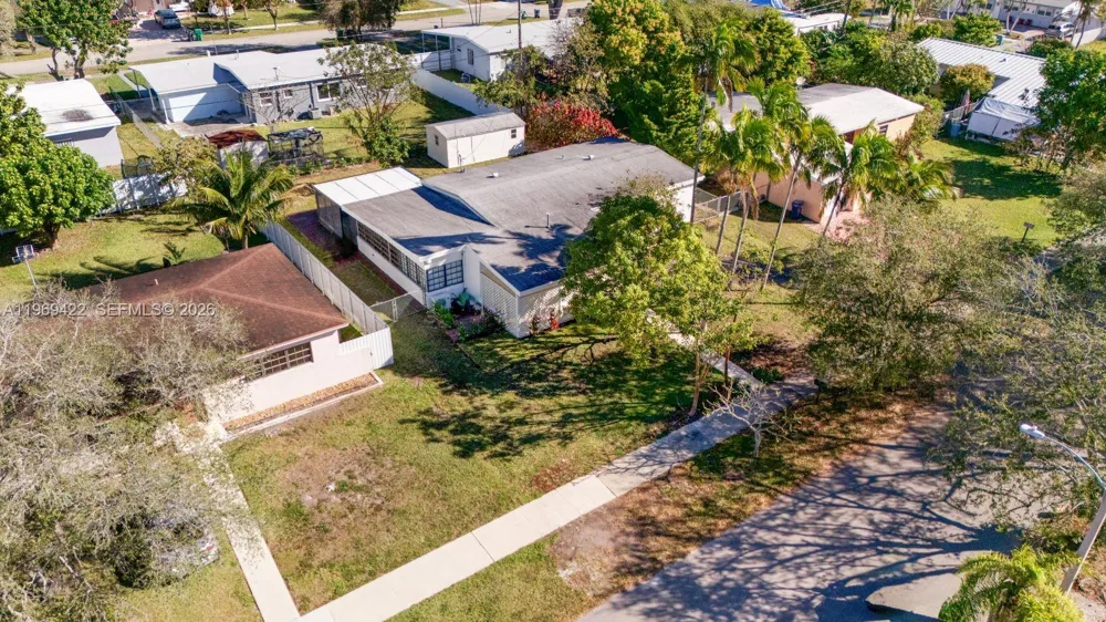 9241 Marine Dr Cutler Bay, FL 33189