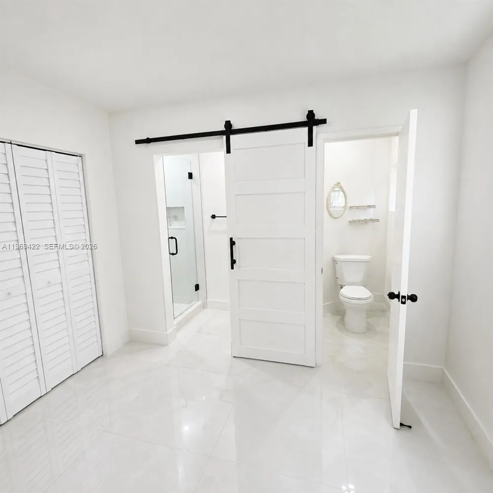 9241 Marine Dr Cutler Bay, FL 33189