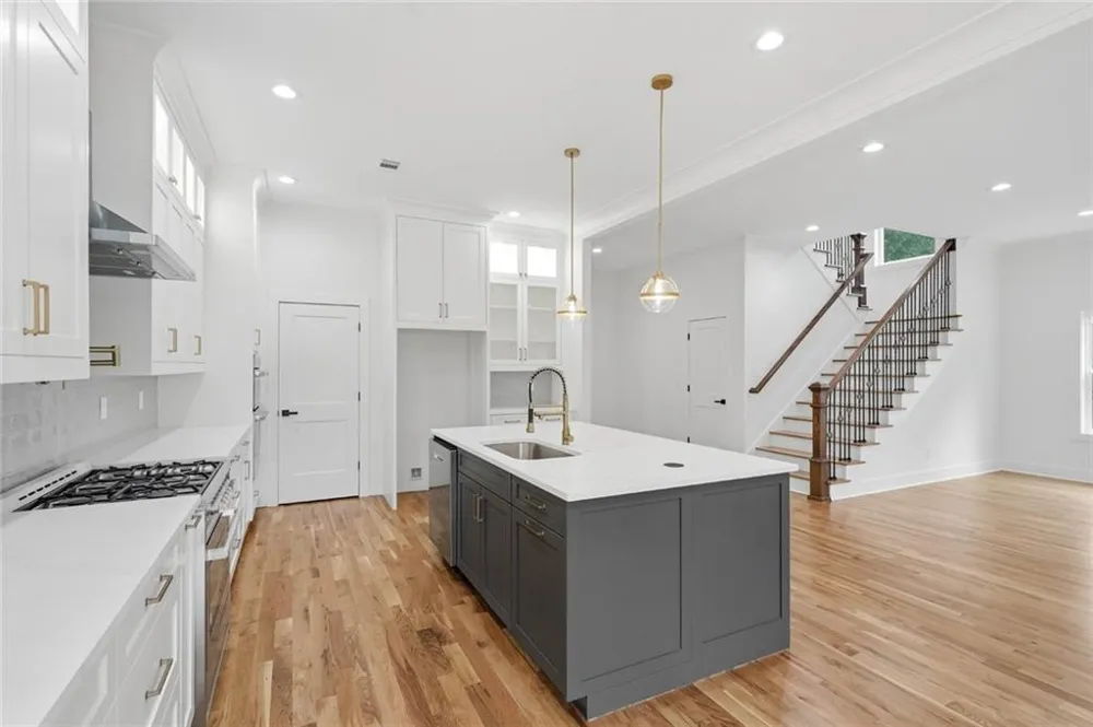 269 Ohm Avenue Avondale Estates, GA 30002