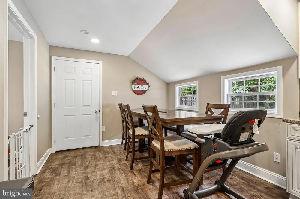 1608 HOLLY PARKWAY Williamstown, NJ 08094