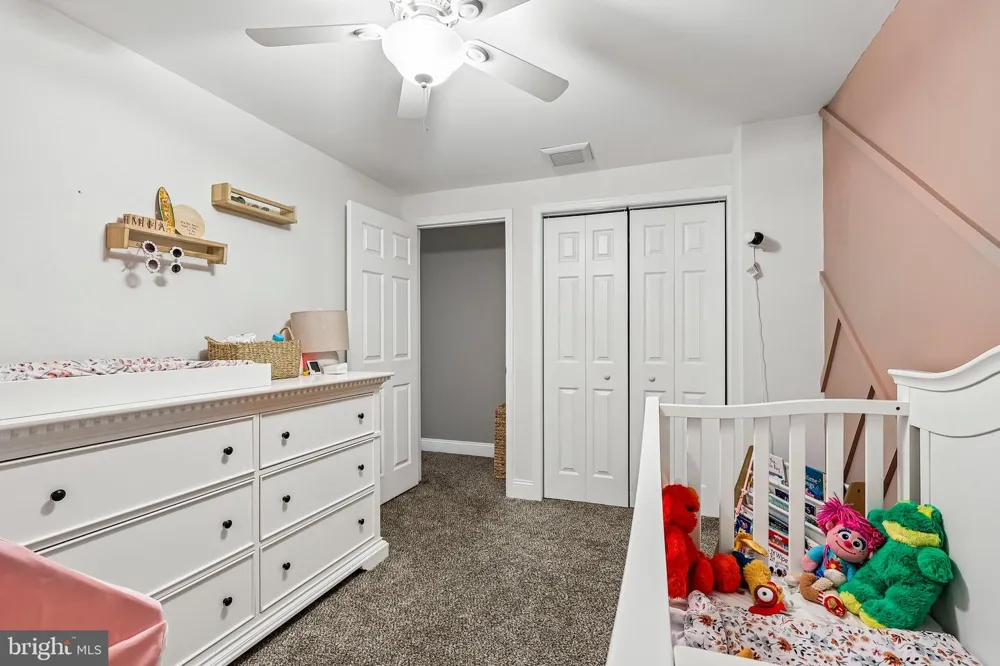 1608 HOLLY PARKWAY Williamstown, NJ 08094
