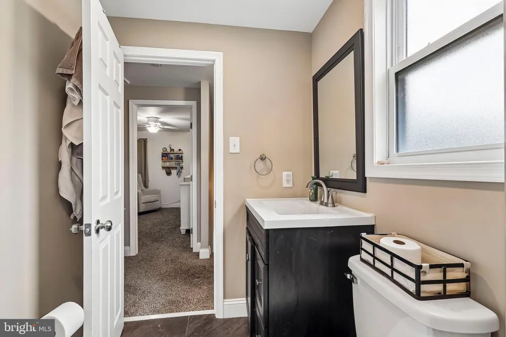 1608 HOLLY PARKWAY Williamstown, NJ 08094