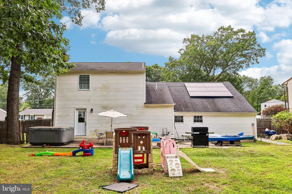 1608 HOLLY PARKWAY Williamstown, NJ 08094