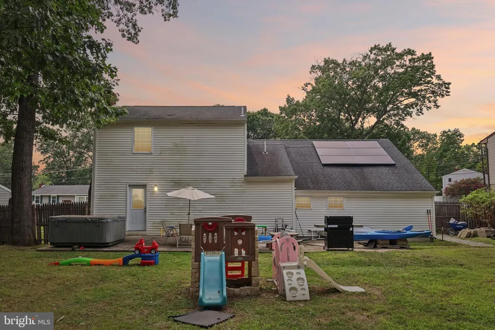 1608 HOLLY PARKWAY Williamstown, NJ 08094