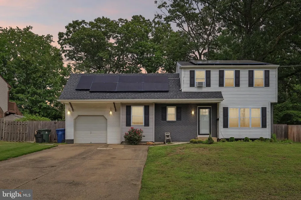 1608 HOLLY PARKWAY Williamstown, NJ 08094