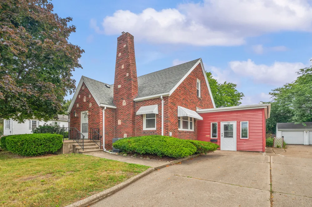 1209 Napier Avenue St. Joseph, MI 49085