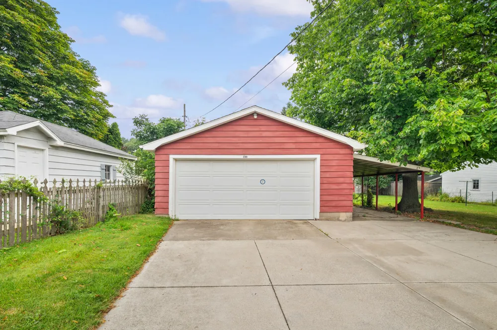 1209 Napier Avenue St. Joseph, MI 49085