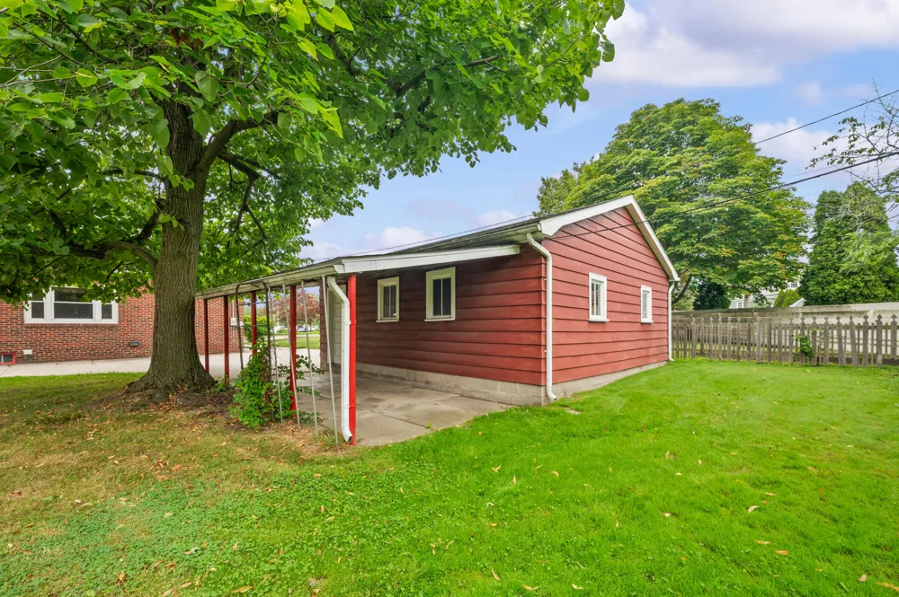1209 Napier Avenue St. Joseph, MI 49085