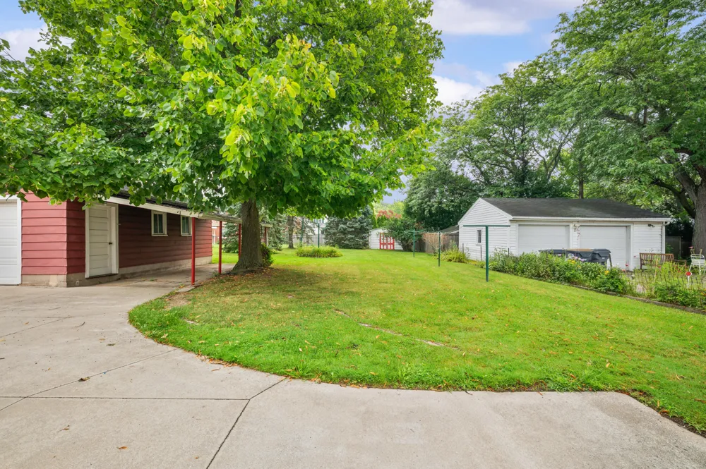 1209 Napier Avenue St. Joseph, MI 49085