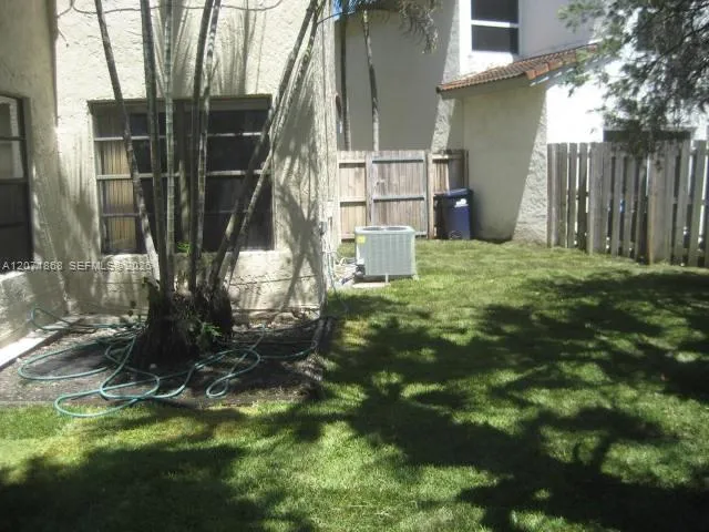 13224 SW 10 TE Miami, FL 33184