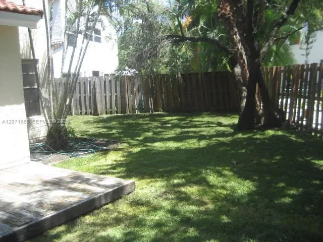 13224 SW 10 TE Miami, FL 33184