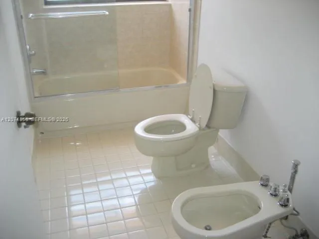 13224 SW 10 TE Miami, FL 33184