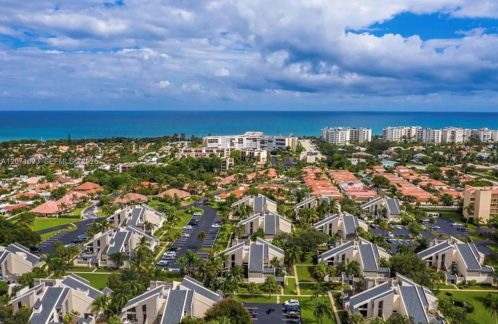 1605 S Us Highway 1 #8H Jupiter, FL 33477