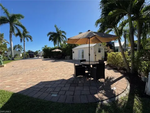W Riverbend Resort Boulevard