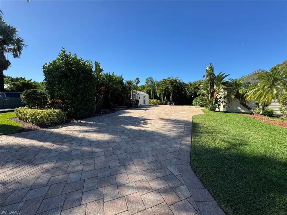 W Riverbend Resort Boulevard Labelle, FL 33935