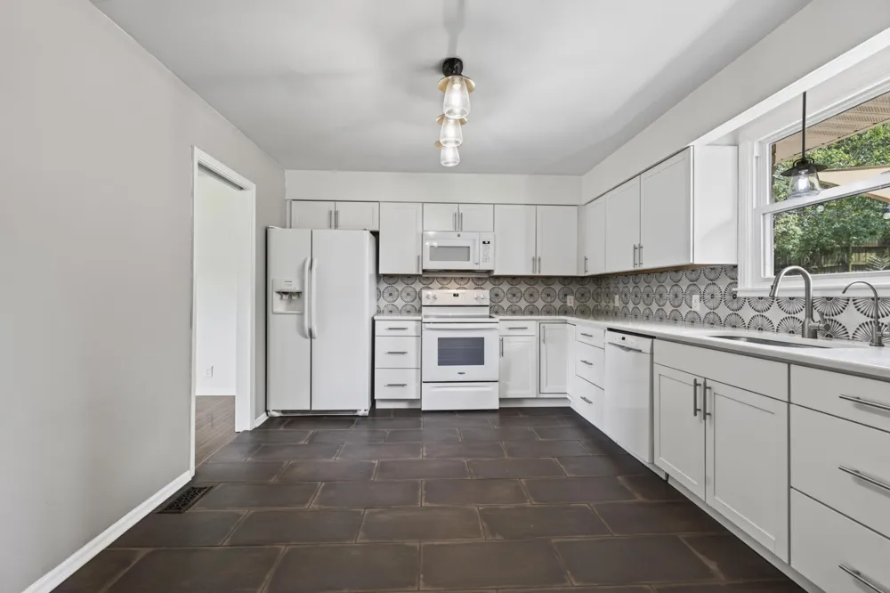 713 Hillbrook Dr Mount Juliet, TN 37122