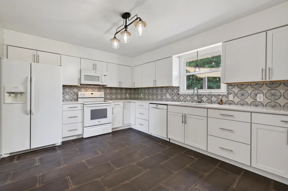 713 Hillbrook Dr Mount Juliet, TN 37122