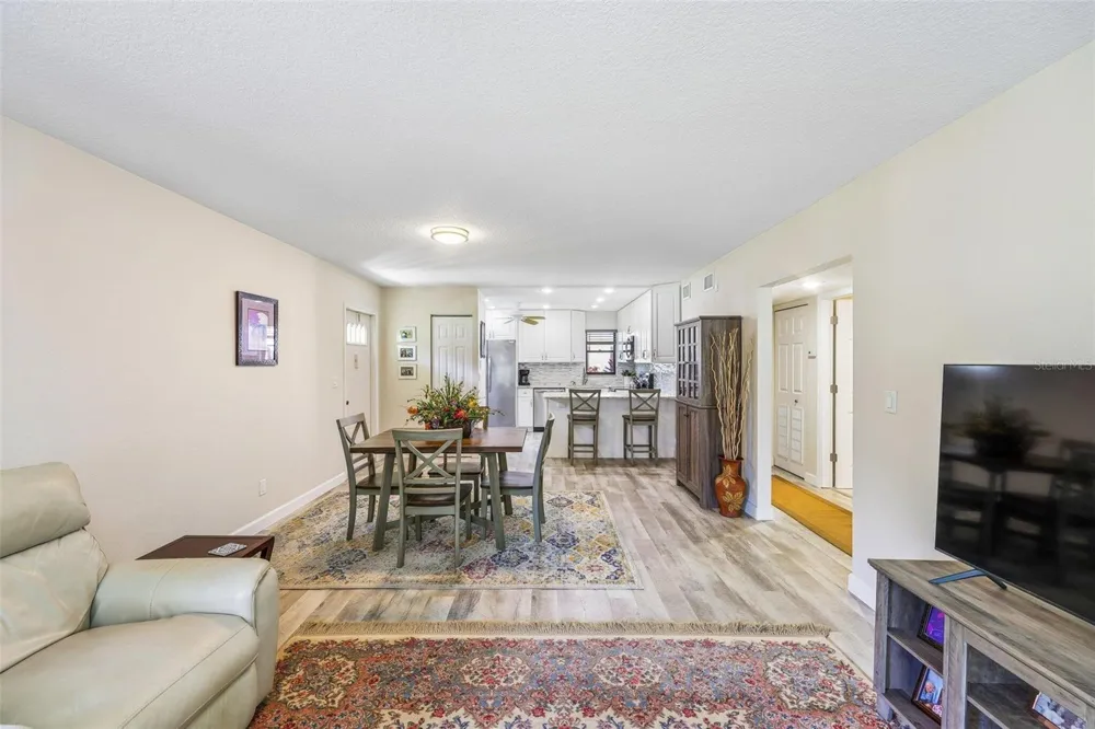 5400 34TH STREET W #A6 Bradenton, FL 34210