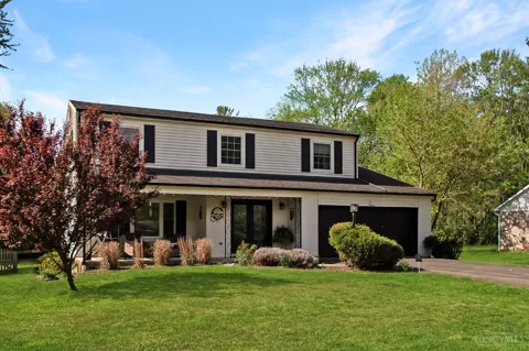 9011 Foxhunter Lane