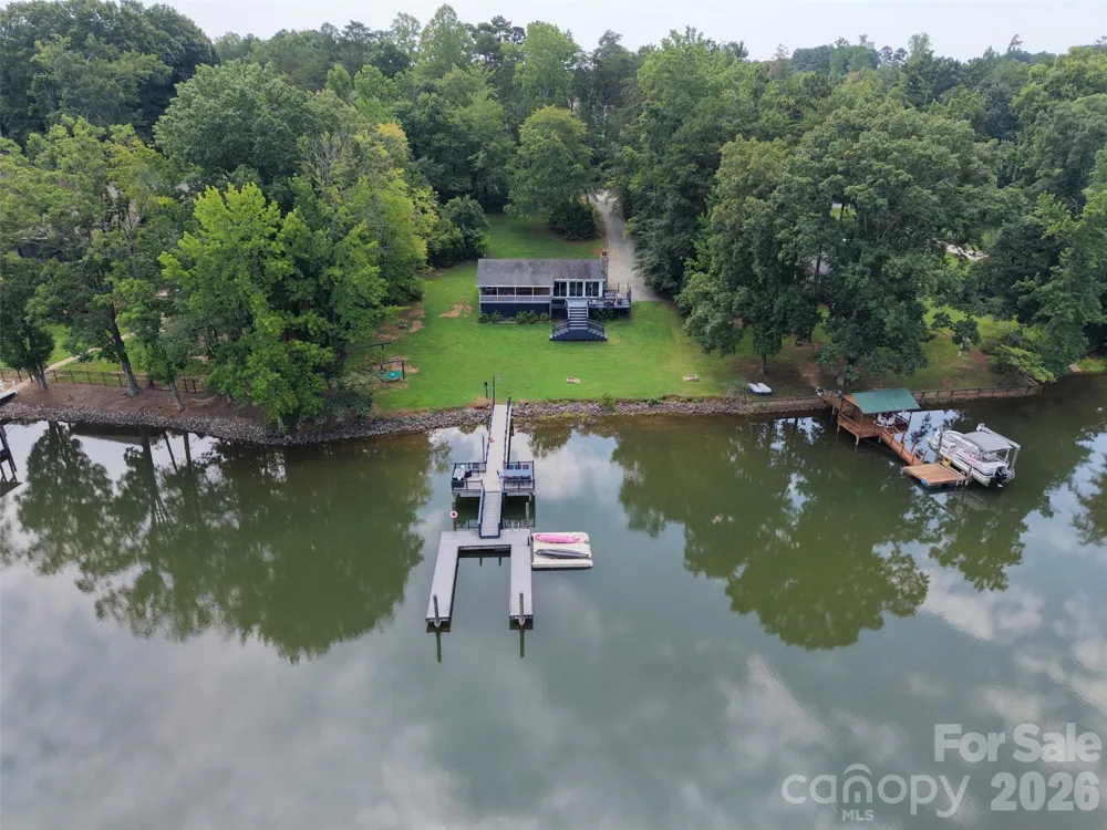 4009 Cindy Lane Denver, NC 28037