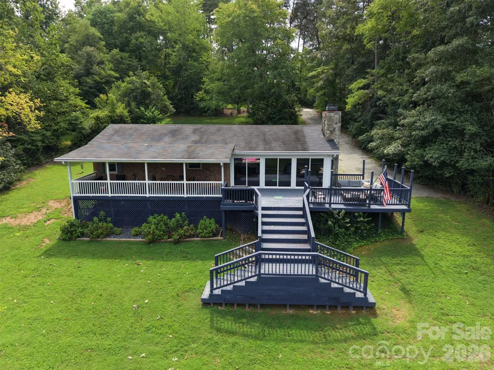 4009 Cindy Lane Denver, NC 28037