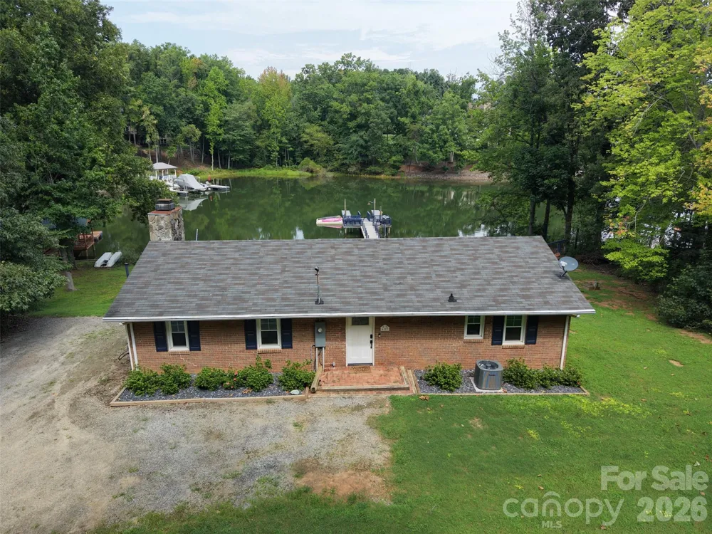 4009 Cindy Lane Denver, NC 28037