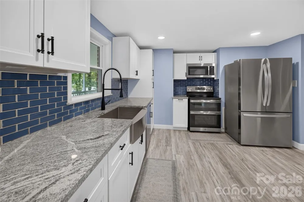 4009 Cindy Lane Denver, NC 28037