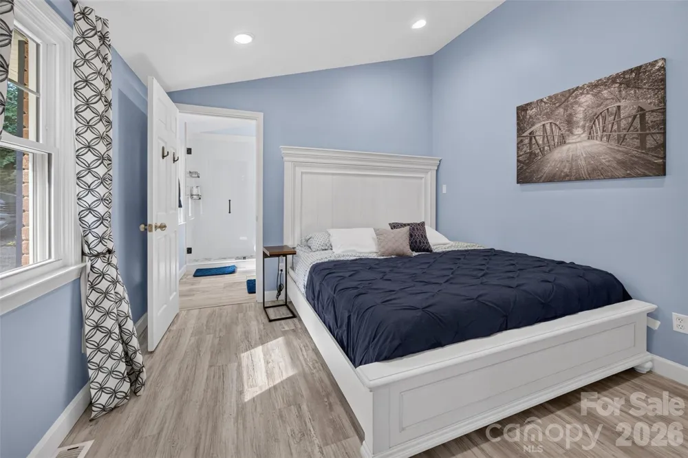 4009 Cindy Lane Denver, NC 28037