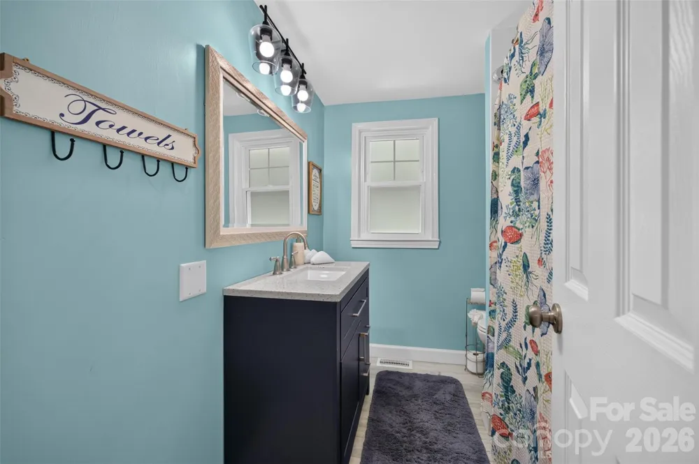 4009 Cindy Lane Denver, NC 28037