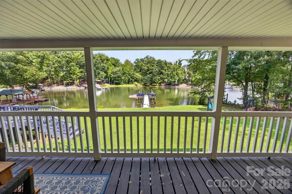 4009 Cindy Lane Denver, NC 28037