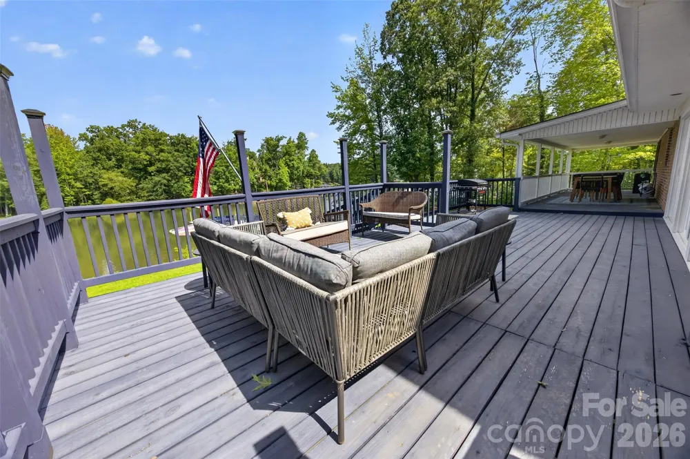 4009 Cindy Lane Denver, NC 28037