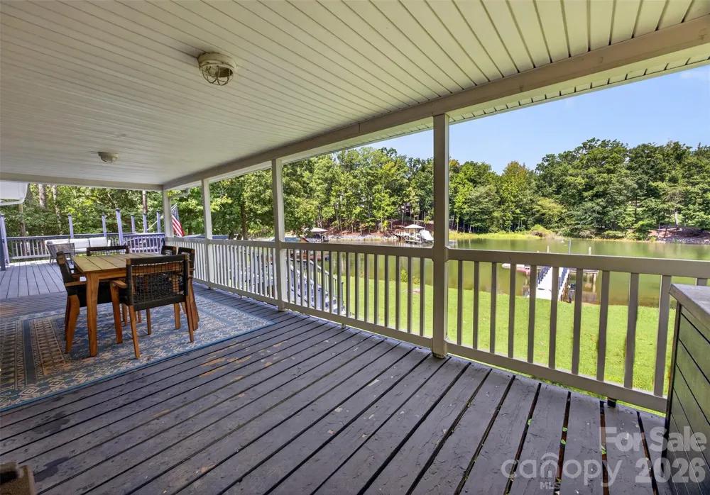 4009 Cindy Lane Denver, NC 28037