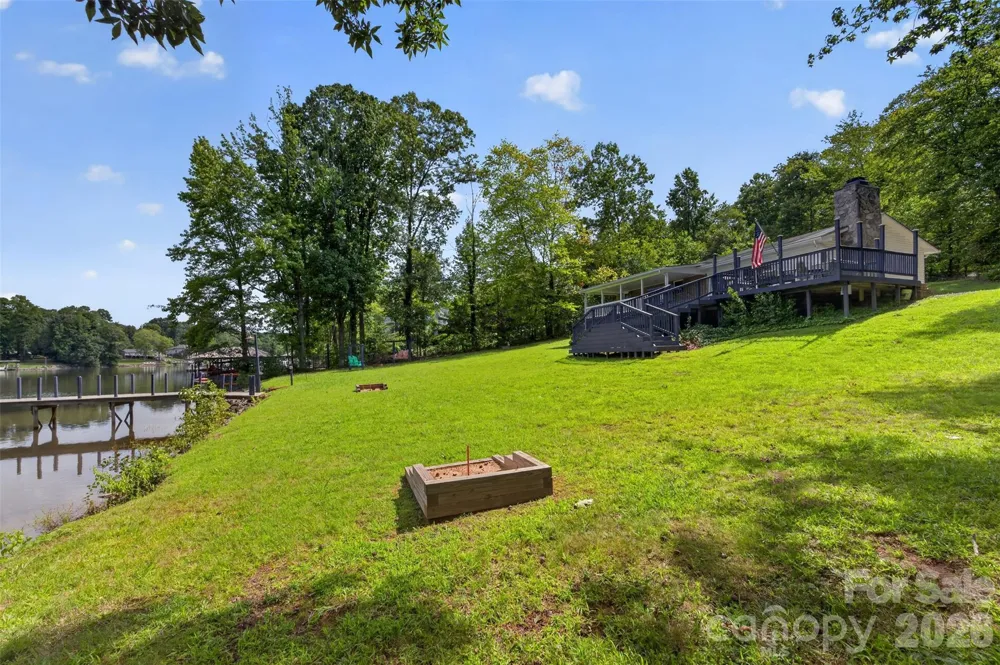 4009 Cindy Lane Denver, NC 28037