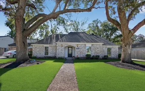 15715 Laurel Heights Drive
