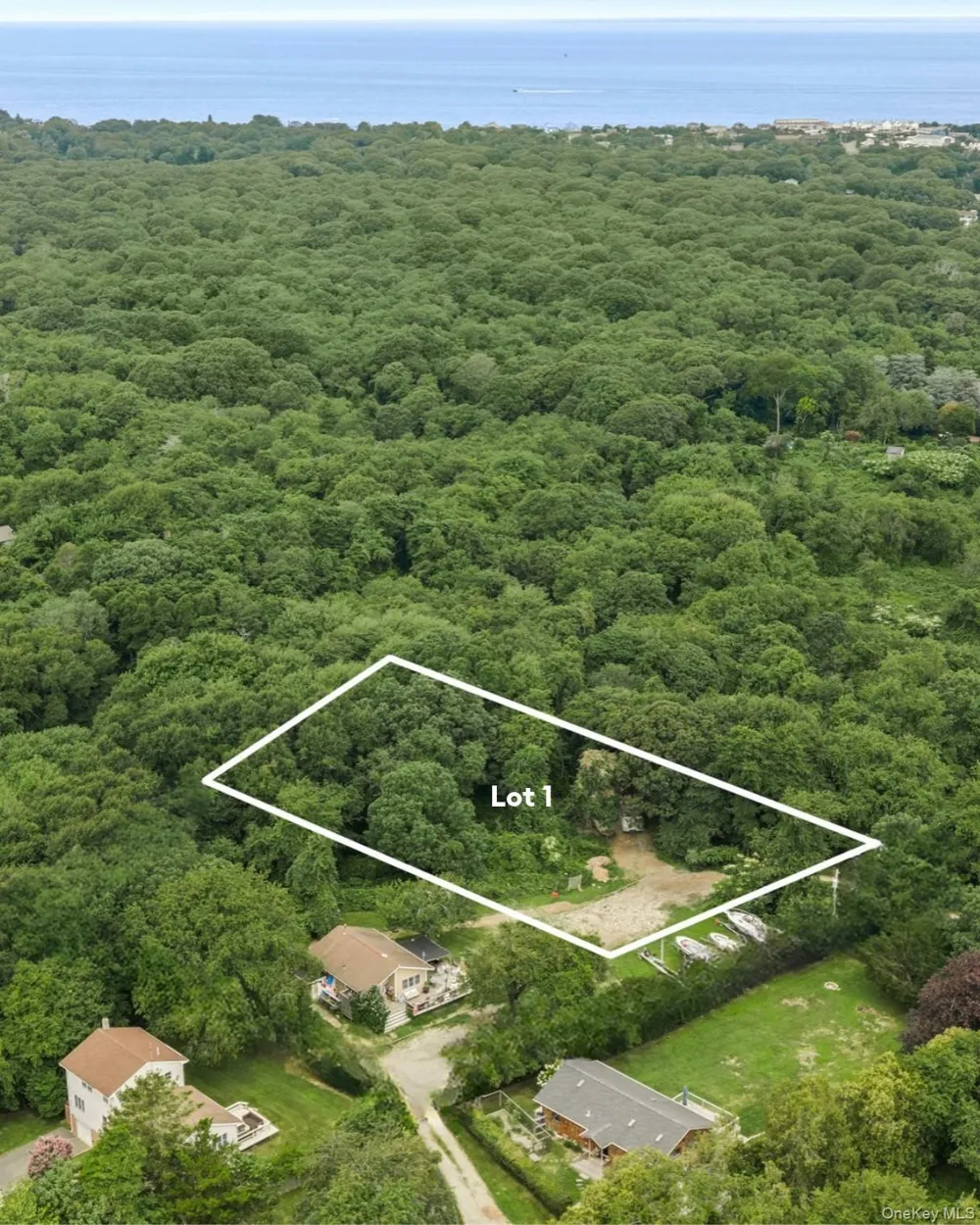 33 Fairfax Road Montauk, NY 11954