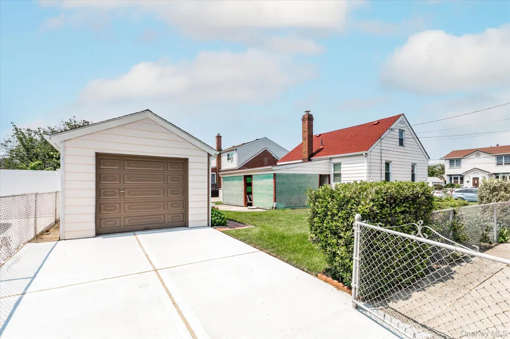 1267 Nelson Street Elmont, NY 11003