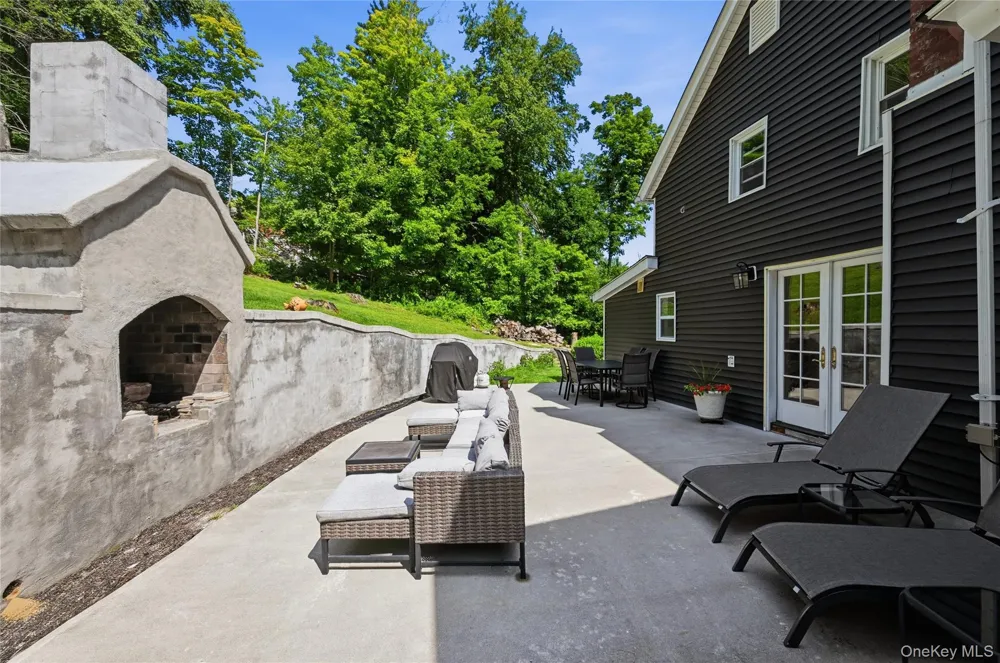 11 Crafts Road Mahopac, NY 10512