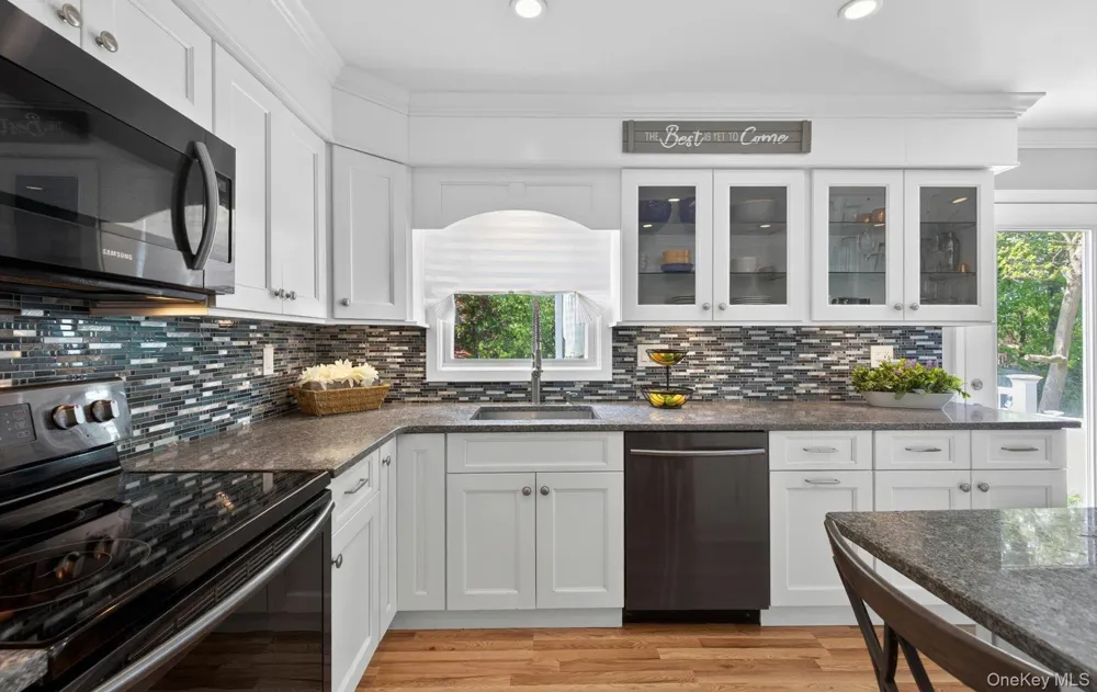 15 Bergen Court Huntington Station, NY 11746
