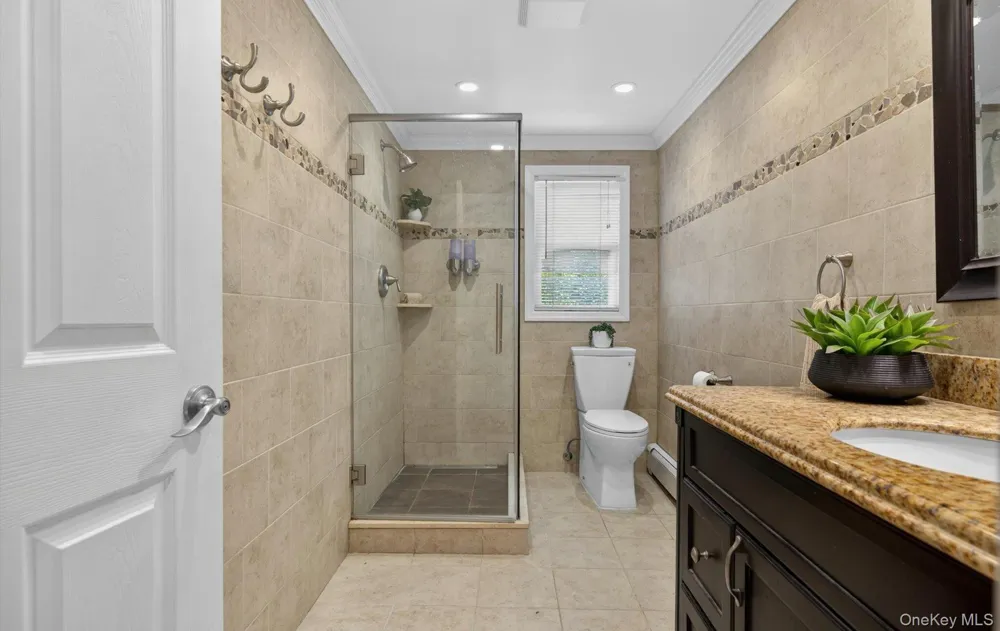 15 Bergen Court Huntington Station, NY 11746