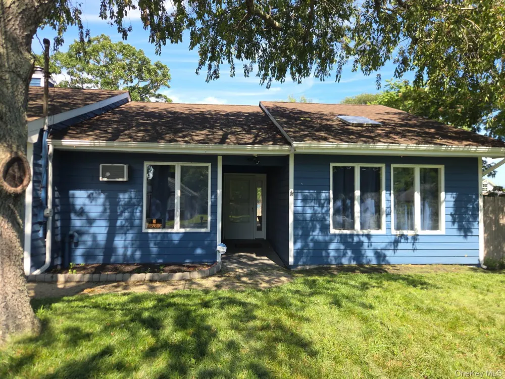 81 Cranberry Drive Mastic Beach, NY 11951