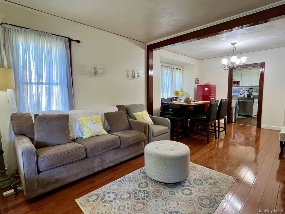 11 Rose Place Central Valley, NY 10917